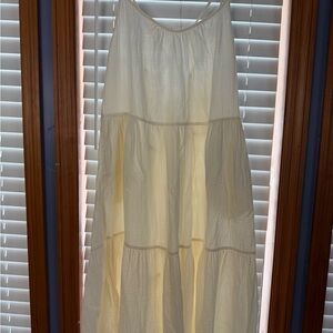 Elegant Cream Sleeveless Dress